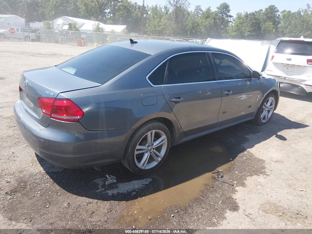 Volkswagen Passat 1.8t Se 2014 1VWBS7A3XEC085596 Image 4