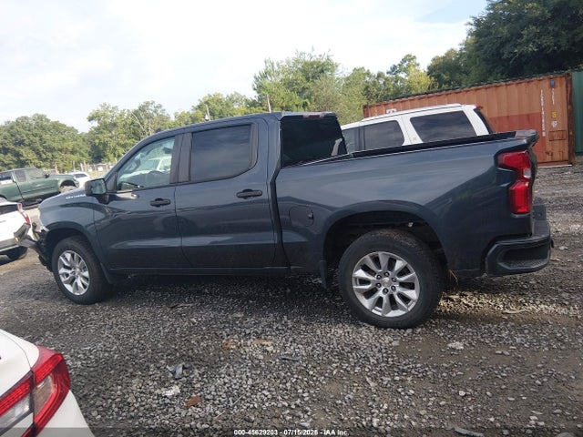 Продаж на аукціоні авто 2021 Chevrolet Silverado 1500 2wd  Short Bed Custom, vin: 1GCPWBEKXMZ392621, номер лоту: 45629203