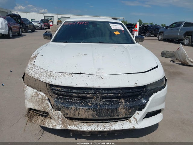 Auction sale of the 2018 Dodge Charger Sxt Rwd, vin: 2C3CDXBG8JH135572, lot number: 45629415
