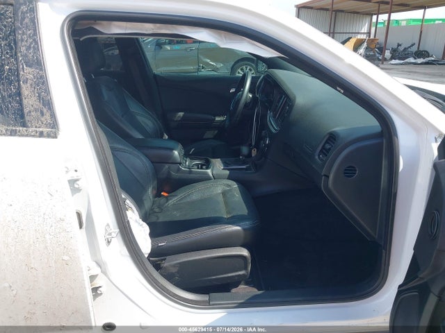Auction sale of the 2018 Dodge Charger Sxt Rwd, vin: 2C3CDXBG8JH135572, lot number: 45629415