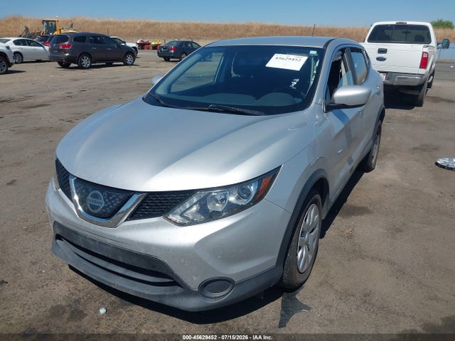 JN1BJ1CR2JW281080 Nissan Rogue Sport S