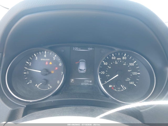 JN1BJ1CR2JW281080 Nissan Rogue Sport S