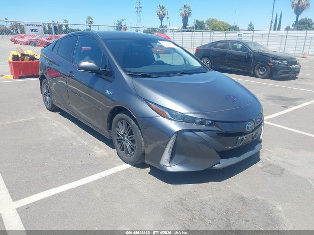2017 JTDKARFP0H3039826 main image