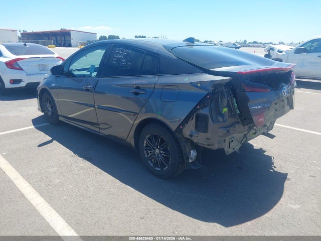 JTDKARFP0H3039826 Toyota Prius Prime Premium