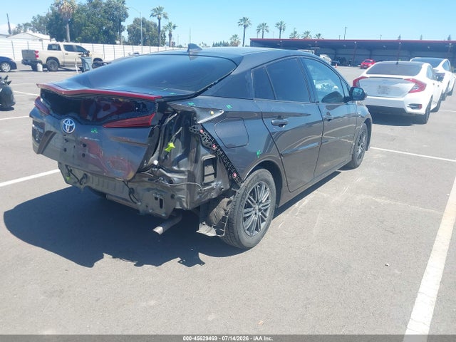 JTDKARFP0H3039826 Toyota Prius Prime Premium