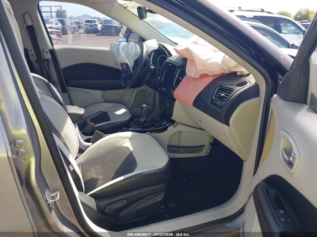 3C4NJDCBXKT639659 Jeep Compass Limited 4x4