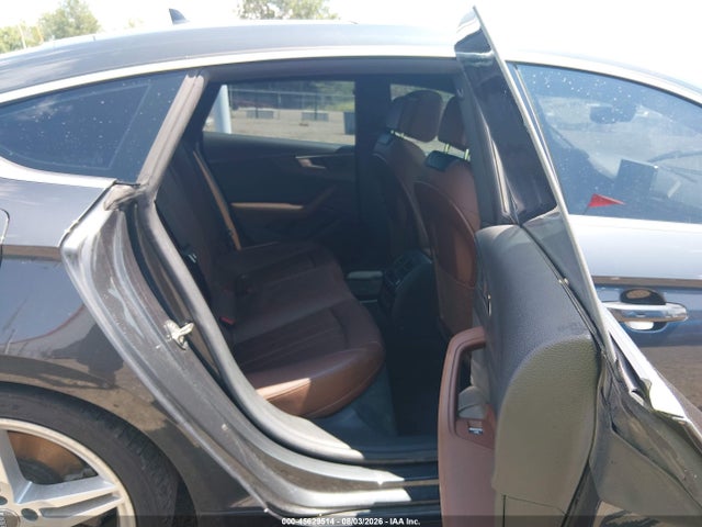 45629514 :رقم المزاد ، WAUFNCF55KA044909 vin ، 2019 Audi A5 45 Premium مزاد بيع
