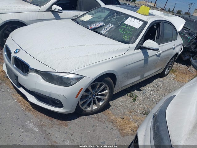 2016 Bmw 320i Xdrive მანქანა იყიდება აუქციონზე, vin: WBA8E5G55GNU20284, აუქციონის ნომერი: 45629560