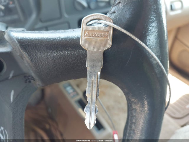 45629559 :رقم المزاد ، 1GCHK33N1SF002376 vin ، 1995 Chevrolet Gmt-400 K3500 مزاد بيع