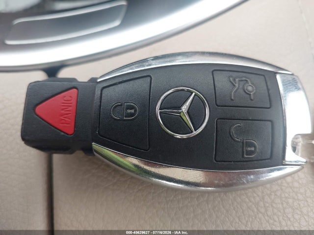 WDDWF4KB6JR337144 Mercedes-Benz C 300 4matic