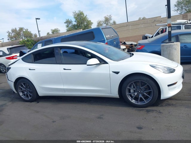 Tesla Model 3 Rear-wheel Drive 2023 5YJ3E1EA1PF571837 Image 13