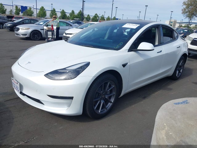 Tesla Model 3 Rear-wheel Drive 2023 5YJ3E1EA1PF571837 Image 2