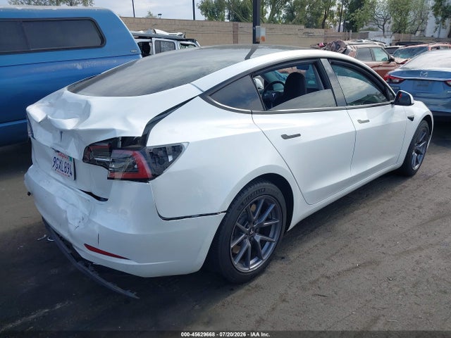 Tesla Model 3 Rear-wheel Drive 2023 5YJ3E1EA1PF571837 Image 4