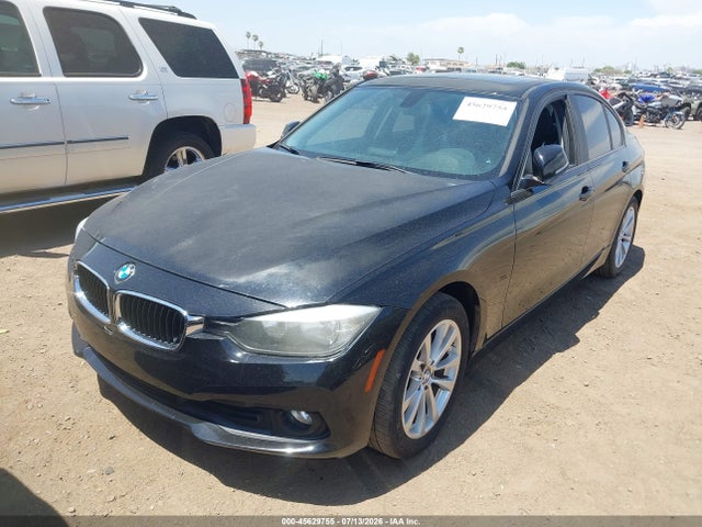 BMW 320i 2017 WBA8E1G57HNU14044 Image 2