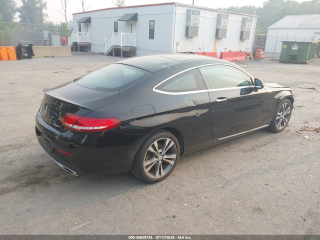 2017 Mercedes-benz C 300 4matic მანქანა იყიდება აუქციონზე, vin: WDDWJ4KB4HF479521, აუქციონის ნომერი: 45629758