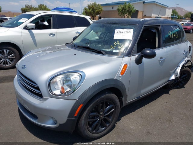 Mini Countryman Cooper 2015 WMWZB3C59FWR43503 Image 2