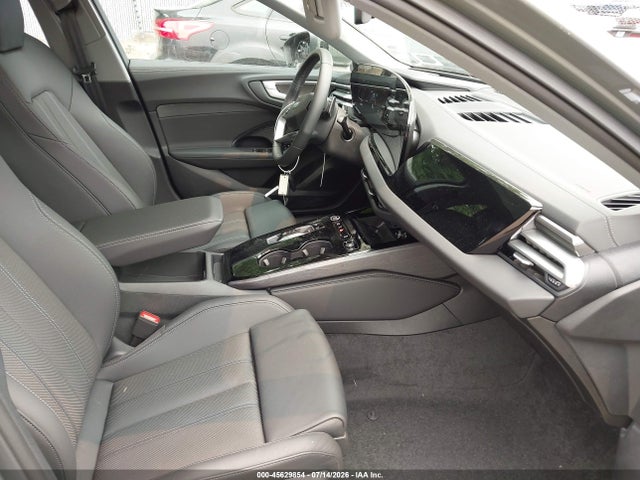 Aukcja sprzedaży 2025 Audi All-new A5 Premium Plus Tfsi Quattro S Tronic, vin: WAU2BCFUXSN054777, numer aukcji: 45629854