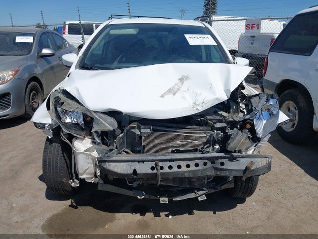 3N1CE2CP8FL402270 Nissan Versa Note Sv