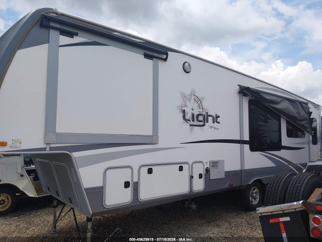 Продаж на аукціоні авто 2017 Highland Ridge Light By Open Range, vin: 58TFX3525H3029646, номер лоту: 45629919