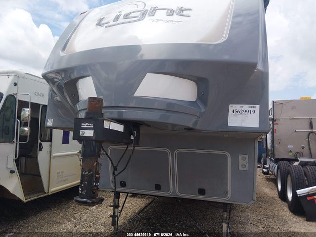 Продаж на аукціоні авто 2017 Highland Ridge Light By Open Range, vin: 58TFX3525H3029646, номер лоту: 45629919