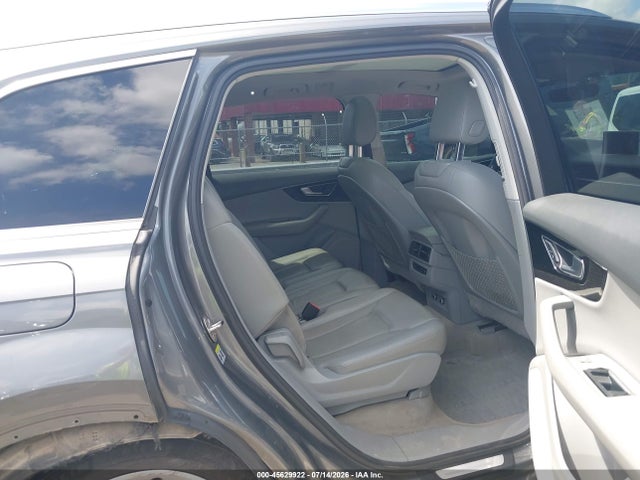 Продажа на аукционе авто 2018 Audi Q7 3.0t Premium, vin: WA1AAAF74JD001040, номер лота: 45629922