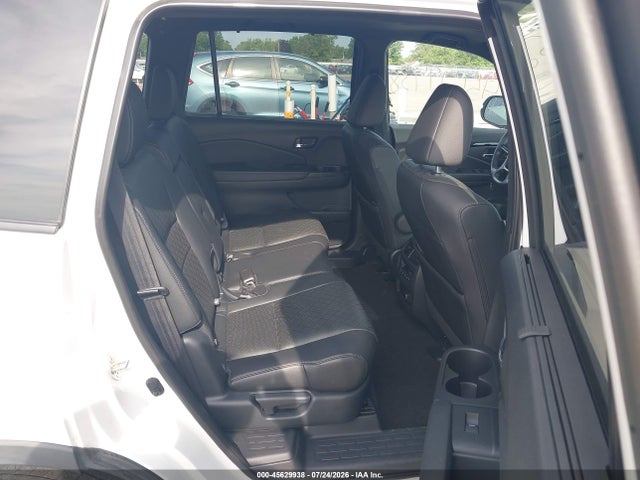 5FNYF8H95KB023815 Honda Passport Touring