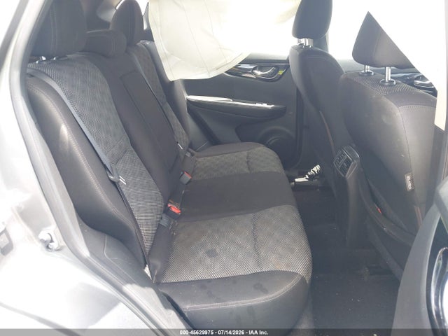 2017 Nissan Rogue Sport Sv მანქანა იყიდება აუქციონზე, vin: JN1BJ1CR4HW110938, აუქციონის ნომერი: 45629975