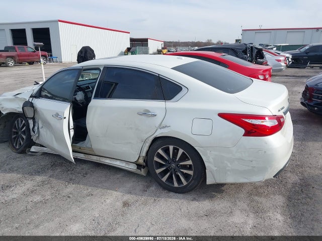 Aukcja sprzedaży 2017 Nissan Altima 2.5 Sl, vin: 1N4AL3AP8HC237909, numer aukcji: 45629990