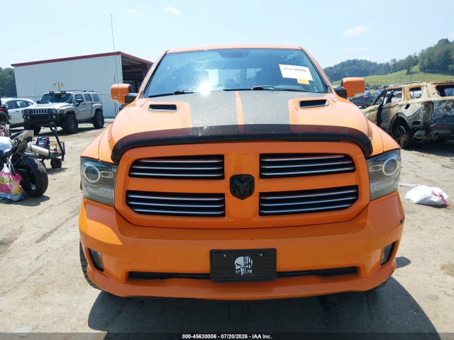 45630006 :رقم المزاد ، 1C6RR7MT8FS702159 vin ، 2015 Ram 1500 Sport مزاد بيع