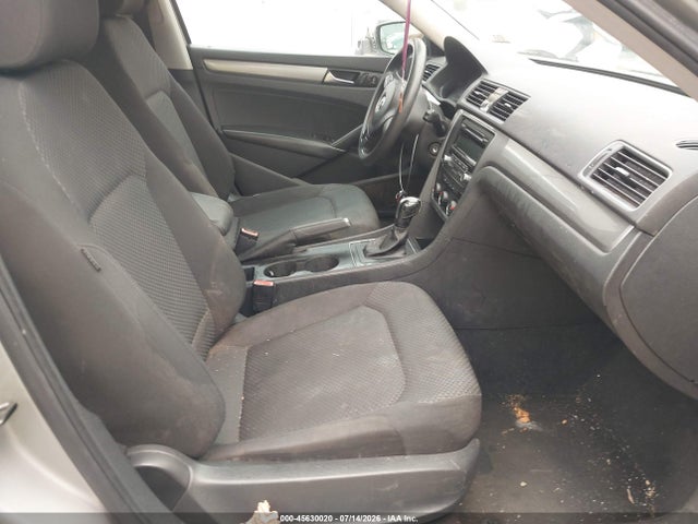 Продаж на аукціоні авто 2014 Volkswagen Passat 2.5l S, vin: 1VWAP7A37EC011632, номер лоту: 45630020
