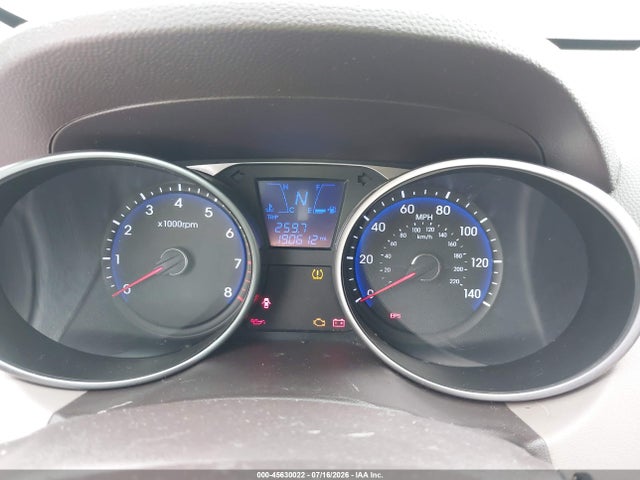 45630022 :رقم المزاد ، KM8JU3AC4BU221742 vin ، 2011 Hyundai Tucson Limited مزاد بيع
