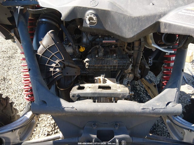 Can-Am Maverick X3 2024 3JBVJAY20RE000568 Image 10