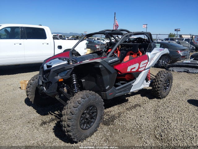 Can-Am Maverick X3 2024 3JBVJAY20RE000568 Image 2