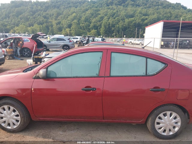 45630057 :رقم المزاد ، 3N1CN7AP5FL826389 vin ، 2015 Nissan Versa 1.6 S+ مزاد بيع