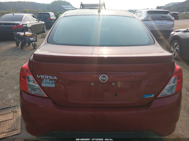 45630057 :رقم المزاد ، 3N1CN7AP5FL826389 vin ، 2015 Nissan Versa 1.6 S+ مزاد بيع