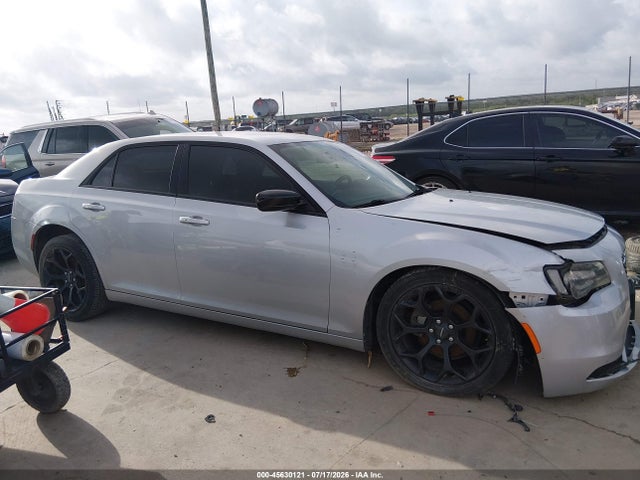 45630121 :رقم المزاد ، 2C3CCAAG5KH610534 vin ، 2019 Chrysler 300 Touring مزاد بيع