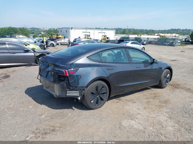 Tesla MODEL 3 2024 5YJ3E1EA6RF740396 Image 4
