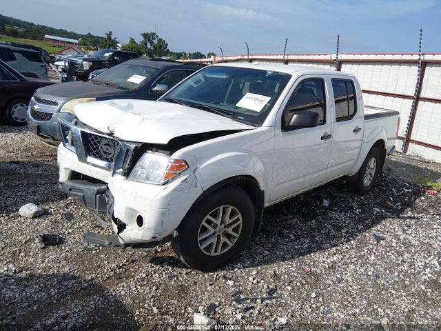 Nissan Frontier Sv 2018 1N6DD0ER9JN716619 Image 2
