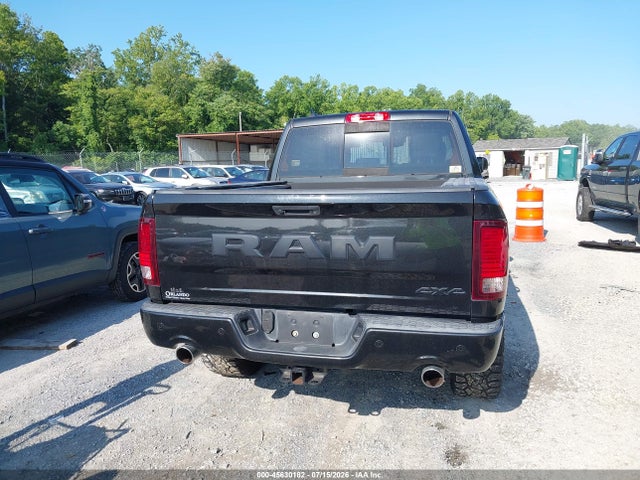 45630182 :رقم المزاد ، 1C6RR7MT4HS664416 vin ، 2017 Ram 1500 Night  4x4 5'7 Box مزاد بيع