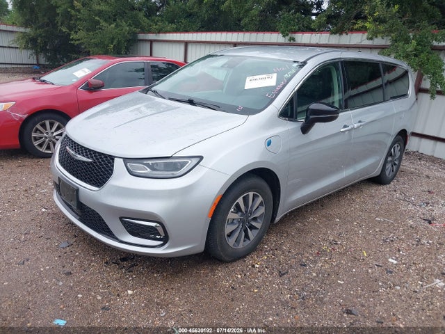 2024 Chrysler Pacifica Hybrid Select მანქანა იყიდება აუქციონზე, vin: 2C4RC1S74RR185221, აუქციონის ნომერი: 45630192