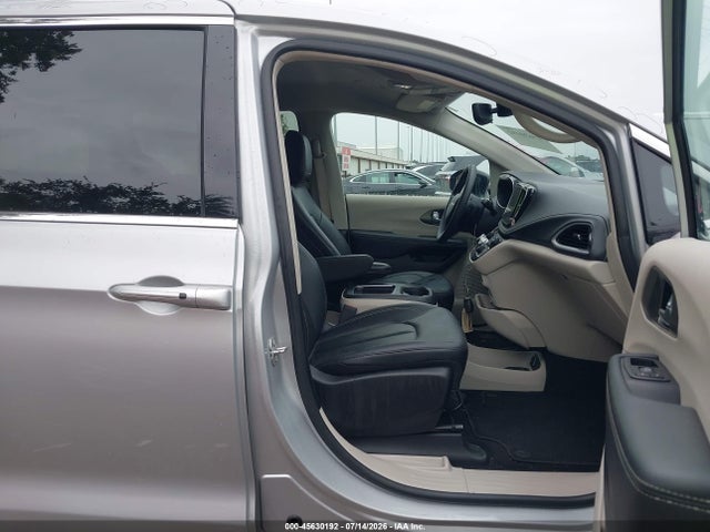 2024 Chrysler Pacifica Hybrid Select მანქანა იყიდება აუქციონზე, vin: 2C4RC1S74RR185221, აუქციონის ნომერი: 45630192