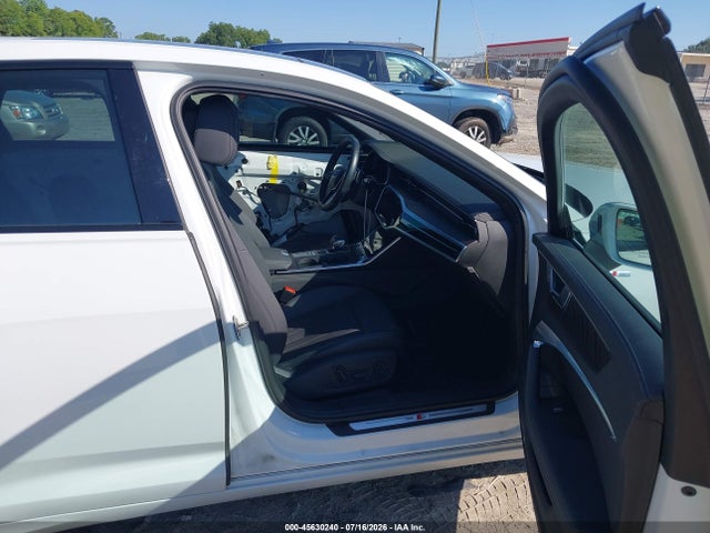 Продаж на аукціоні авто 2021 Audi A6 Premium Plus 55 Tfsi Quattro S Tronic, vin: WAUL2AF28MN046686, номер лоту: 45630240