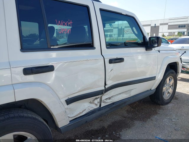 2006 Jeep Commander მანქანა იყიდება აუქციონზე, vin: 1J8HH48K96C353491, აუქციონის ნომერი: 45630244