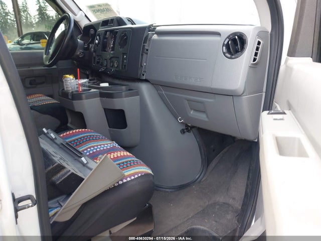Ford E-250 Commercial 2014 1FTNE2EW0EDA31829 Image 5
