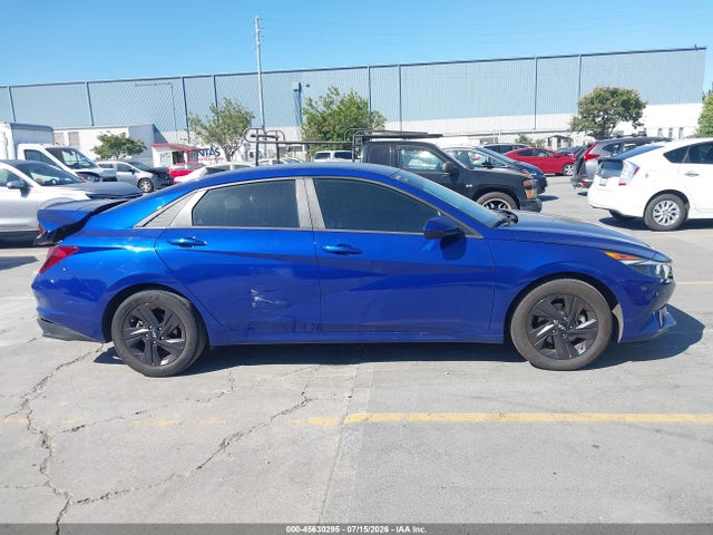 Продажа на аукционе авто 2023 Hyundai Elantra Sel, vin: 5NPLM4AG2PH105284, номер лота: 45630295
