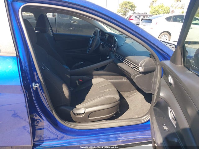 Продажа на аукционе авто 2023 Hyundai Elantra Sel, vin: 5NPLM4AG2PH105284, номер лота: 45630295