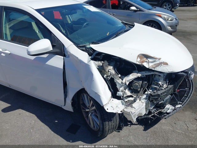Toyota Corolla Le Plus 2015 5YFBURHE5FP231184 Image 17