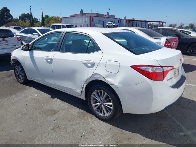 Toyota Corolla Le Plus 2015 5YFBURHE5FP231184 Image 3