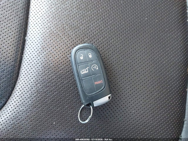 2015 Jeep Cherokee Limited მანქანა იყიდება აუქციონზე, vin: 1C4PJMDS3FW666502, აუქციონის ნომერი: 45630368