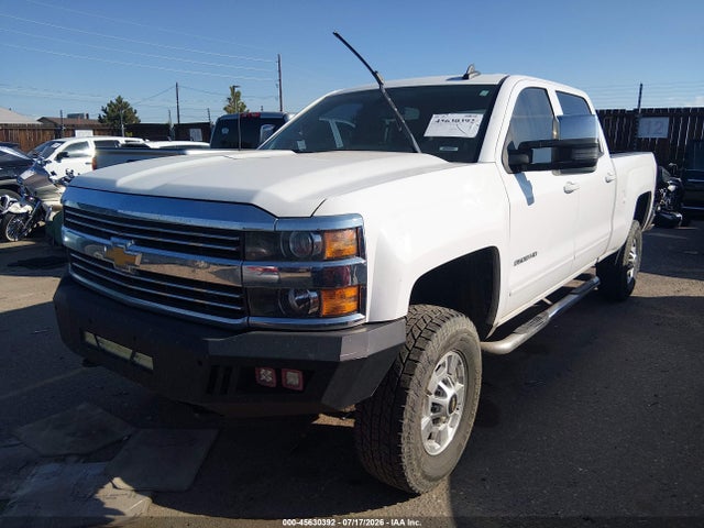 2015 Chevrolet Silverado 2500hd Built After Aug 14 Lt მანქანა იყიდება აუქციონზე, vin: 1GC1KVEG1FF575361, აუქციონის ნომერი: 45630392